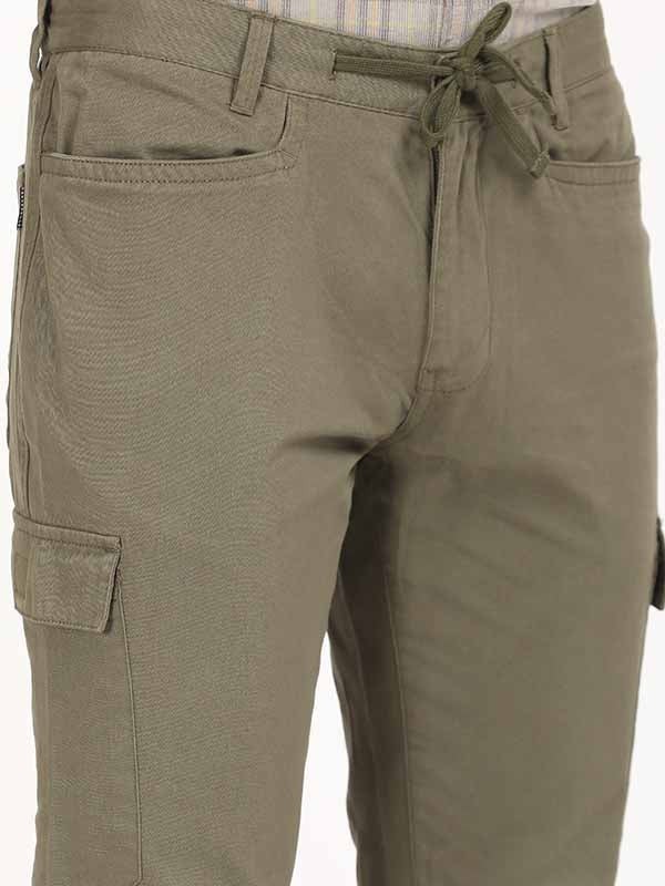 Indian Terrain Men's Comfort Fit Solid Green Trousers